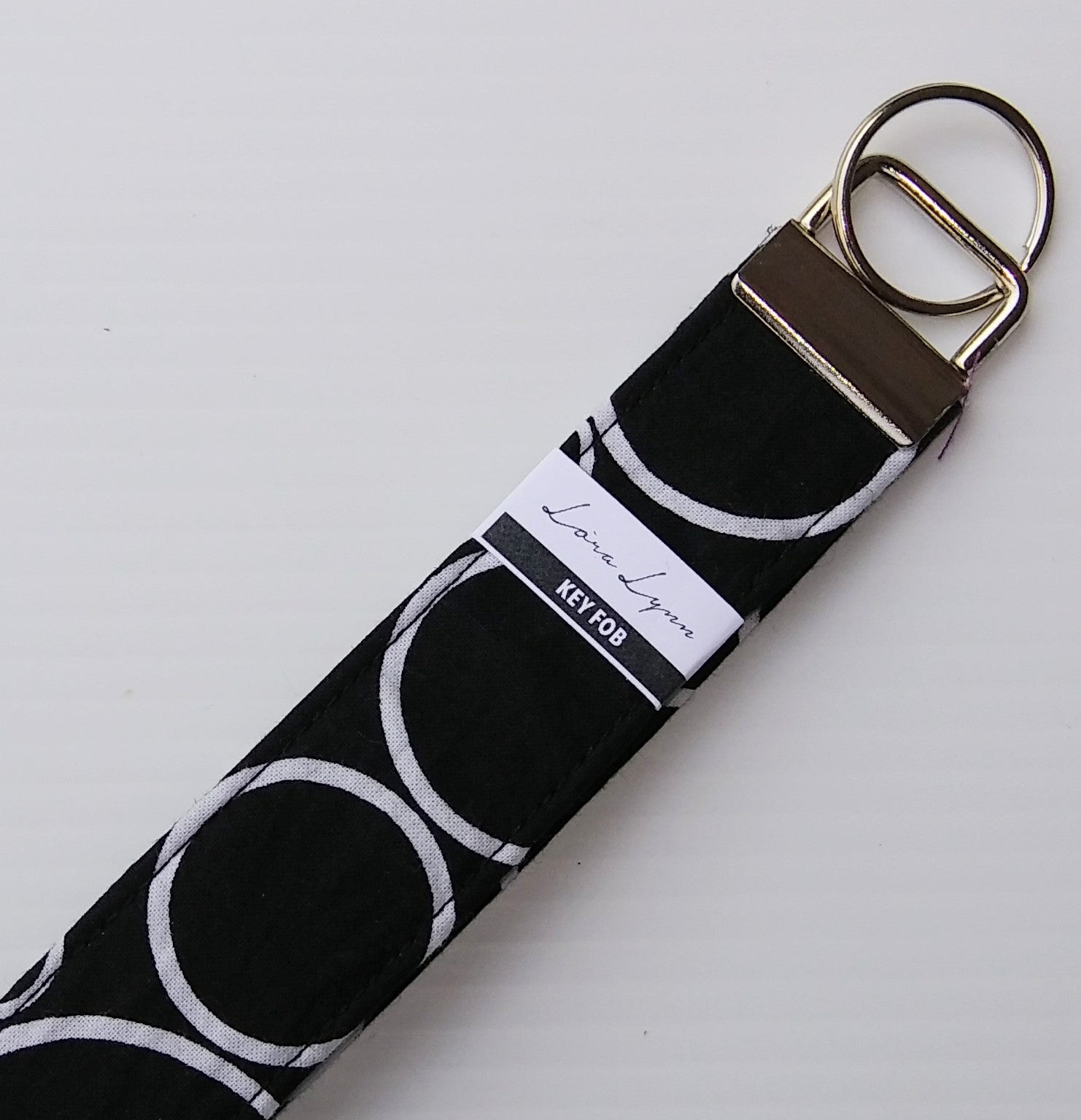 BLACK W/WHITE CIRCLES 38 Key Fob Wristlet – Lora Lynn Design